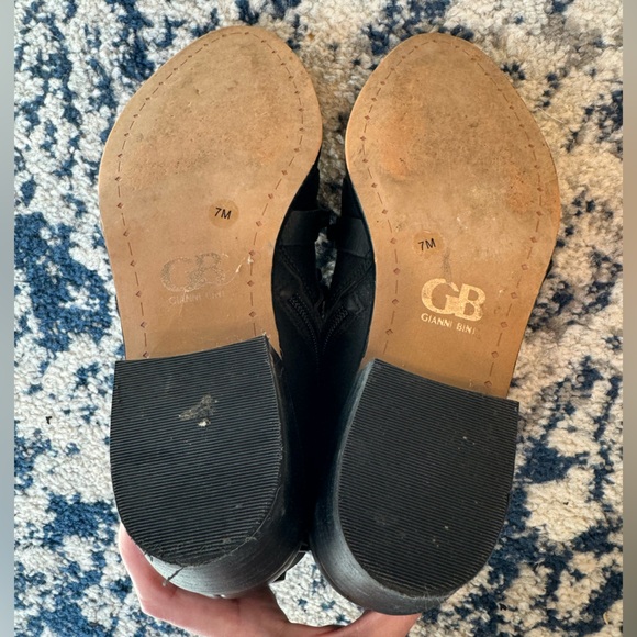 Gianni Bini Rock Stud Style Leather Booties size 7 - Picture 7 of 10